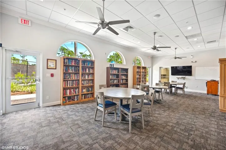 Clubhouse Libary