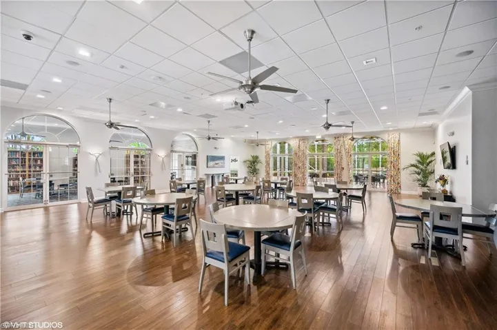 Clubhouse Meeting Room