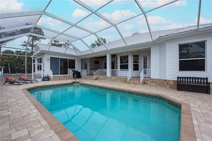 775  3rd NW ST, Naples, FL 34120