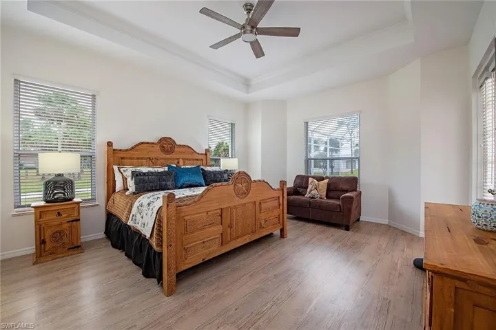 775  3rd NW ST, Naples, FL 34120