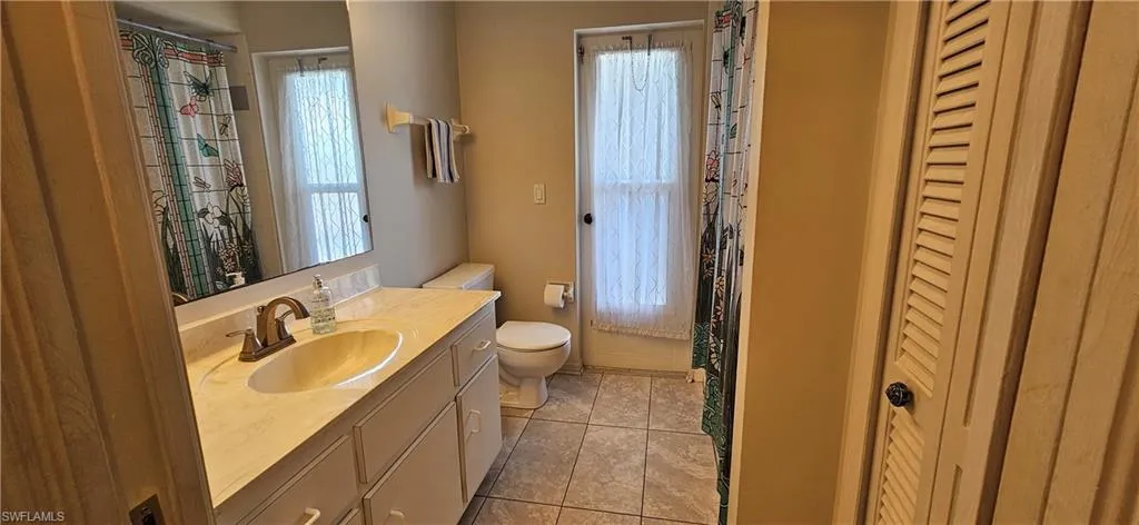 1203 Se 23rd Ter, Cape Coral, Florida 33990