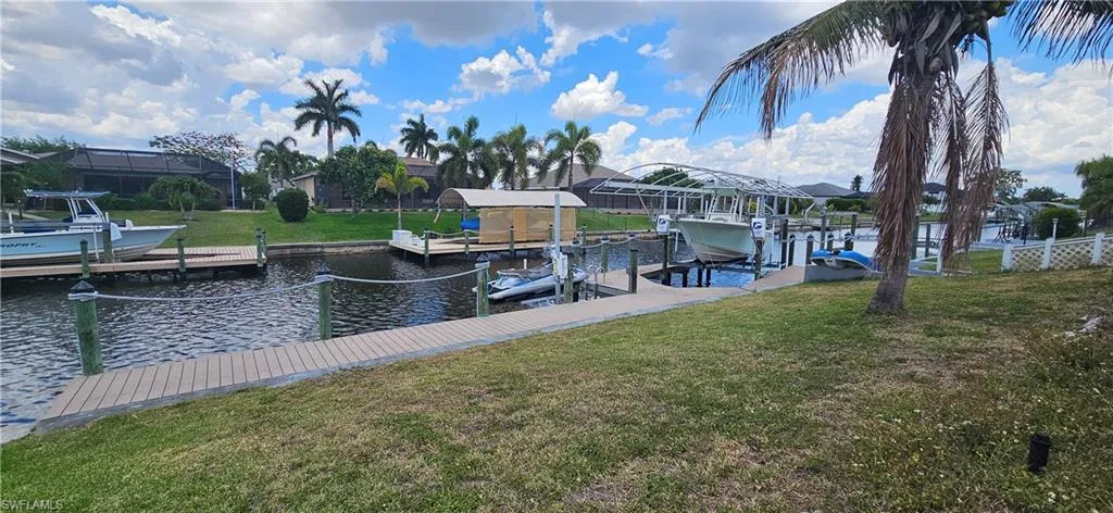 1203 Se 23rd Ter, Cape Coral, Florida 33990