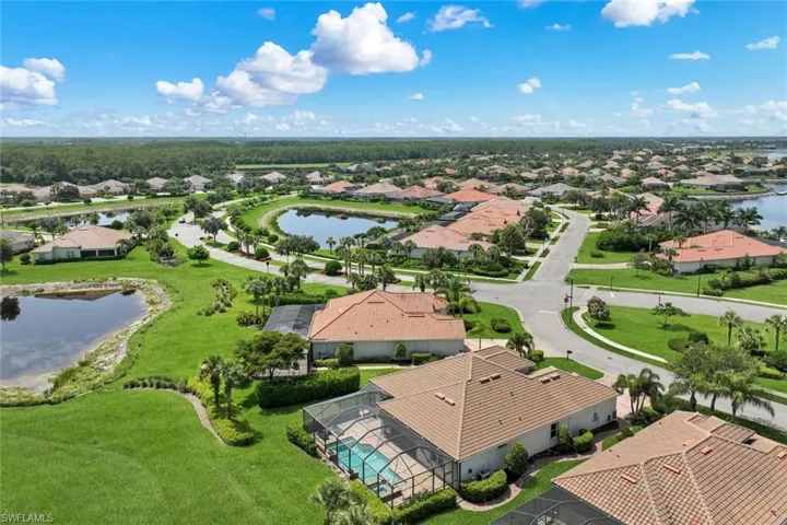 9259 Fieldstone Ln, Naples, Florida 34120