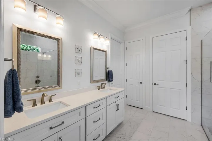 9259 Fieldstone Ln, Naples, Florida 34120