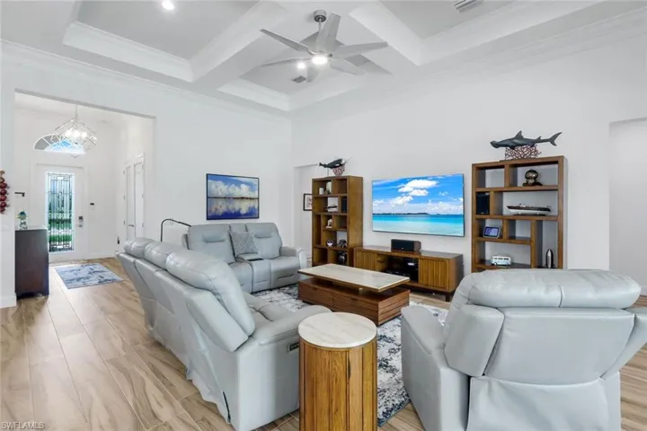 9259 Fieldstone Ln, Naples, Florida 34120
