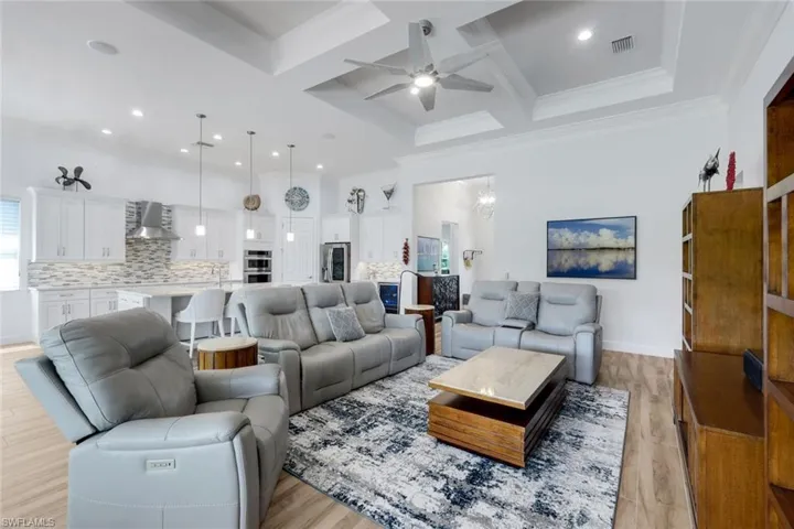 9259 Fieldstone Ln, Naples, Florida 34120