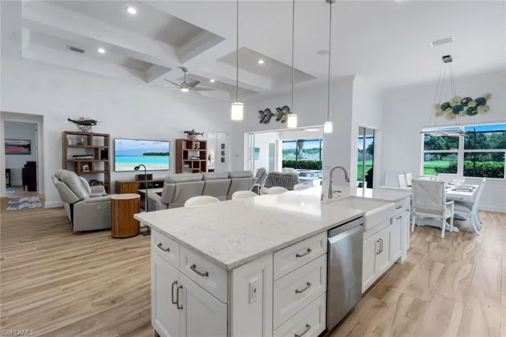 9259 Fieldstone Ln, Naples, Florida 34120