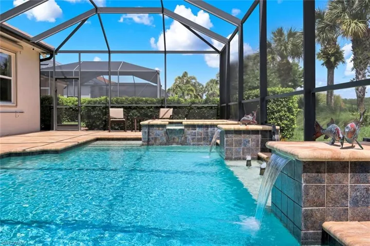 9259 Fieldstone Ln, Naples, Florida 34120