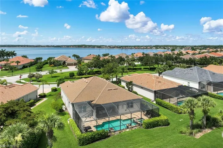9259 Fieldstone Ln, Naples, Florida 34120