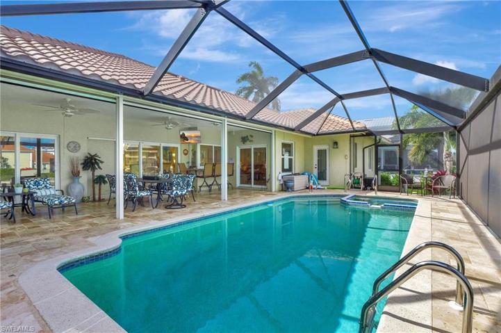 Luxurious and spacious pool and outdoor living areas allow you to really enjoy the Florida Waterfront Lifestyle.!