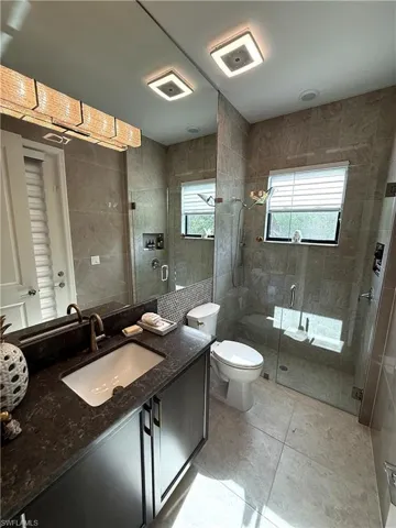 1st floor Guest Bathroom off Lanai