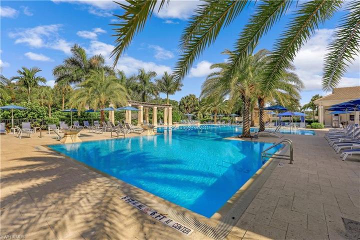 Up close, Resort pool at "The Breezeway"