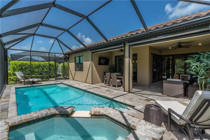 6870  Winding Cypress  DR, Naples, FL 34114