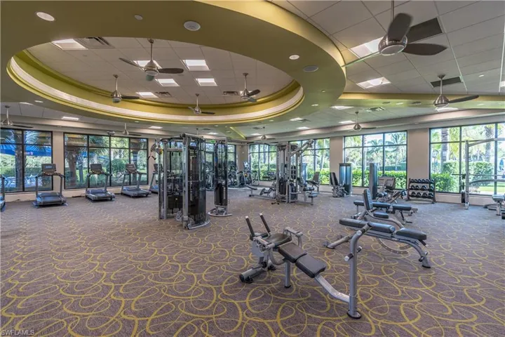 6870  Winding Cypress  DR, Naples, FL 34114