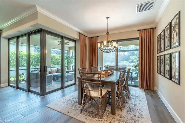 6870  Winding Cypress  DR, Naples, FL 34114