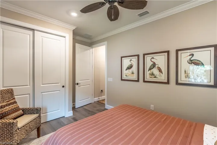 6870  Winding Cypress  DR, Naples, FL 34114