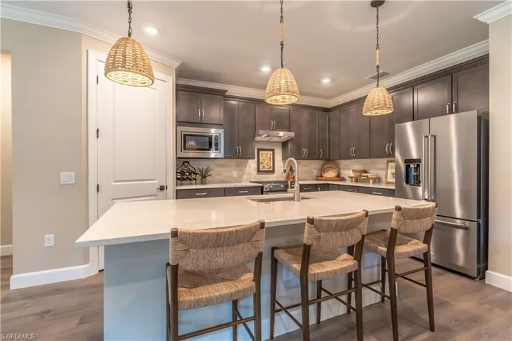 6870  Winding Cypress  DR, Naples, FL 34114