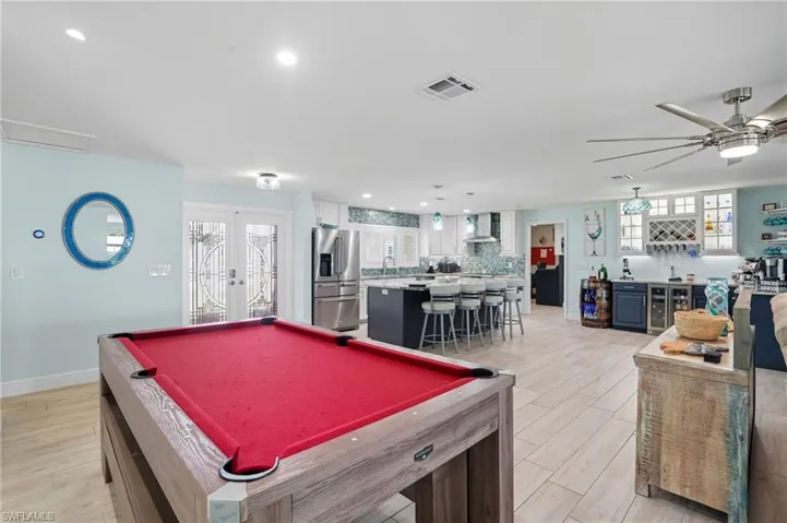 5257 Stratford Ct, Cape Coral, Florida 33904