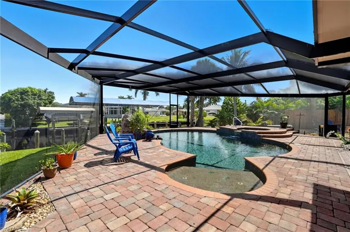 5257 Stratford Ct, Cape Coral, Florida 33904