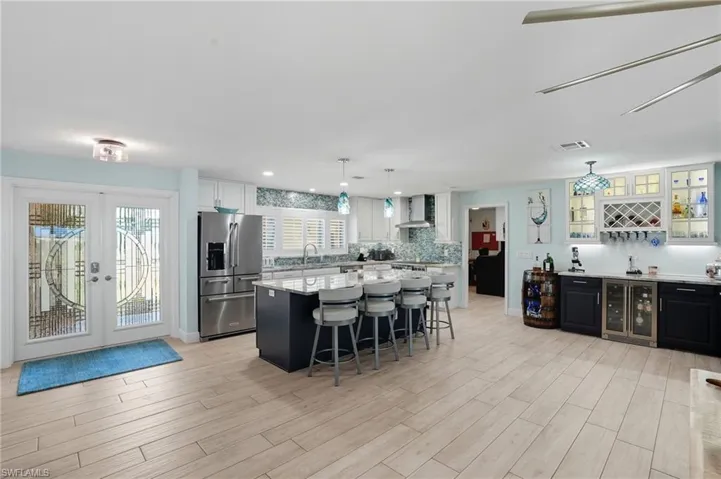 5257 Stratford Ct, Cape Coral, Florida 33904