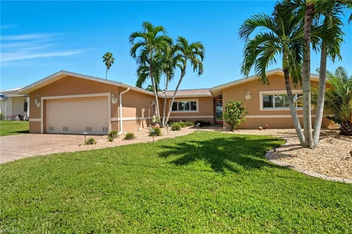 5257 Stratford Ct, Cape Coral, Florida 33904