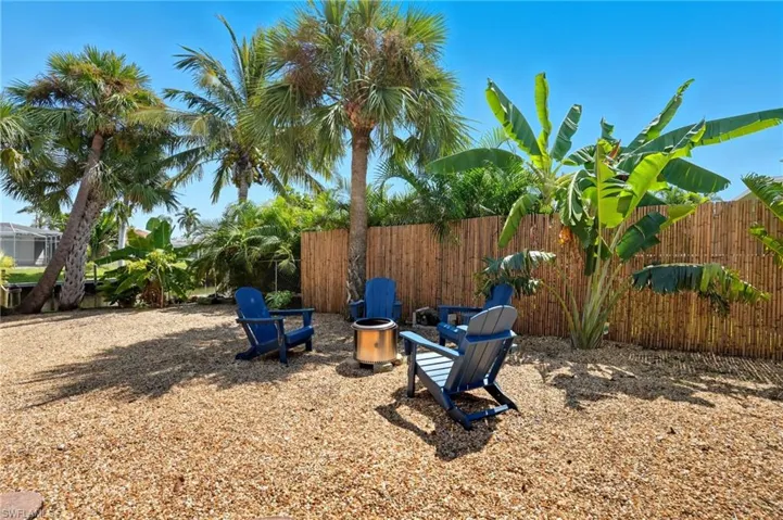 5257 Stratford Ct, Cape Coral, Florida 33904