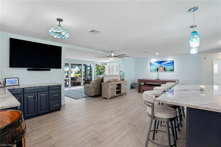 5257 Stratford Ct, Cape Coral, Florida 33904