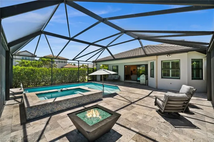 Fabulous outdoors & gas firepit