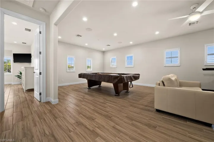 Loft/family room/bonus room