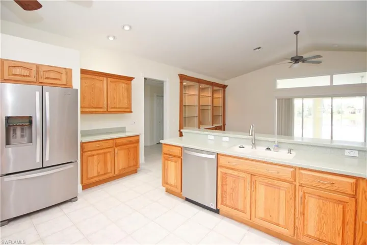 Spacious Kitchen