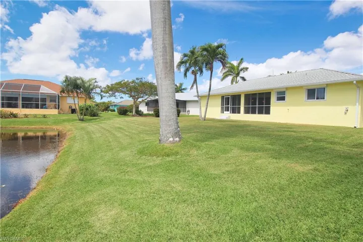 8885  Staghorn  WAY, Fort Myers, FL 33908