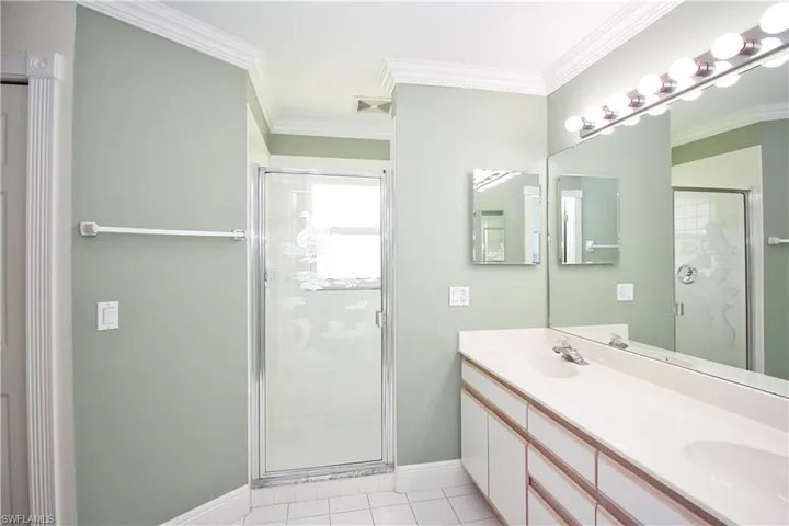 Main bathroom