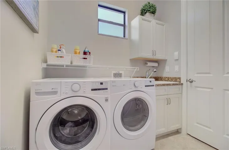 Laundry with Sink