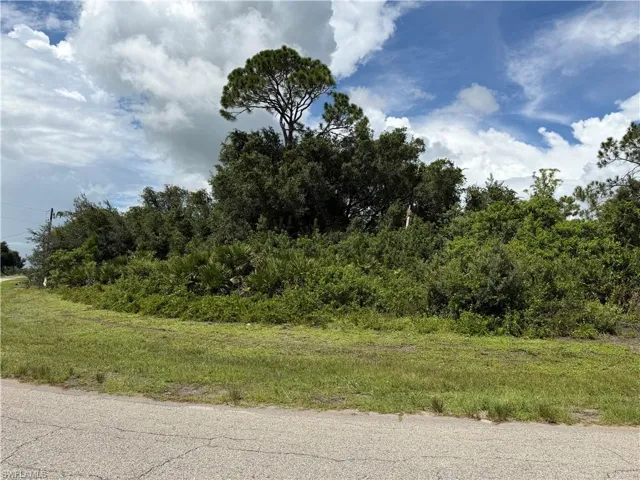 6028 Keystone Cir, Labelle, Florida 33935