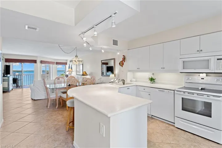 991 Barfield Dr 307, Marco Island, Florida 34145