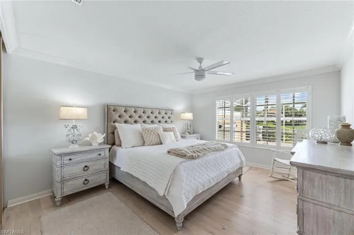 3054  Futuna  LN, Naples, FL 34119