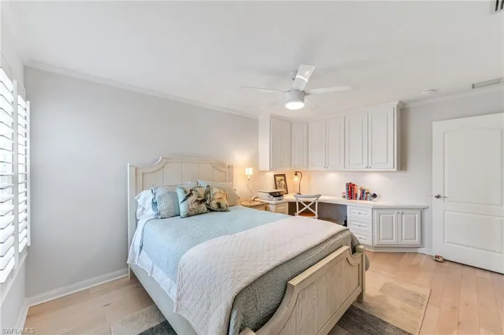 3054  Futuna  LN, Naples, FL 34119