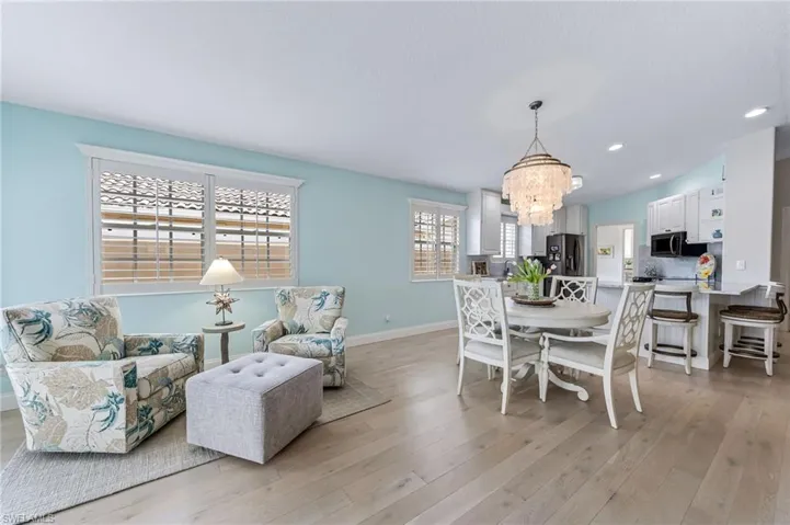 3054  Futuna  LN, Naples, FL 34119