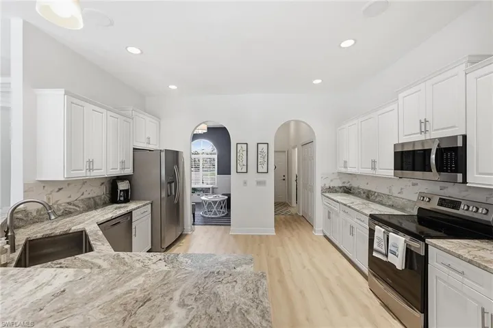 7673 Mulberry Ln, Naples, Florida 34114