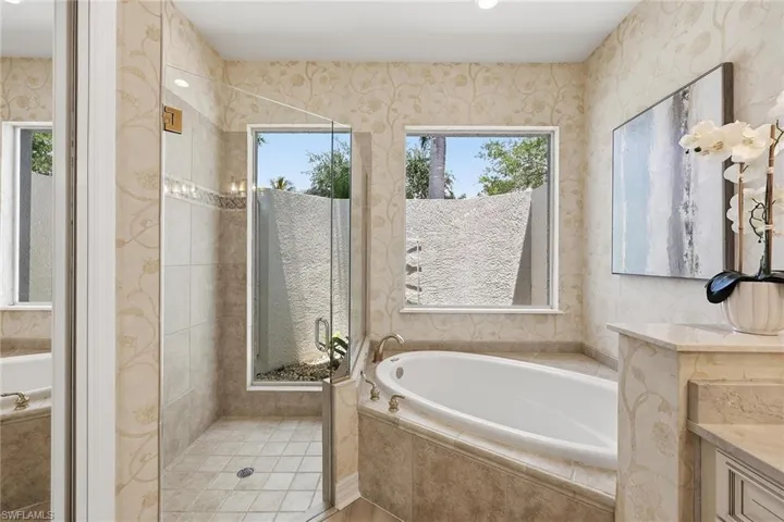 7673 Mulberry Ln, Naples, Florida 34114
