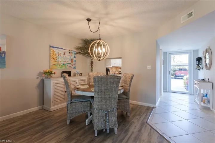 325  Charlemagne  BLVD, Naples, FL 34112
