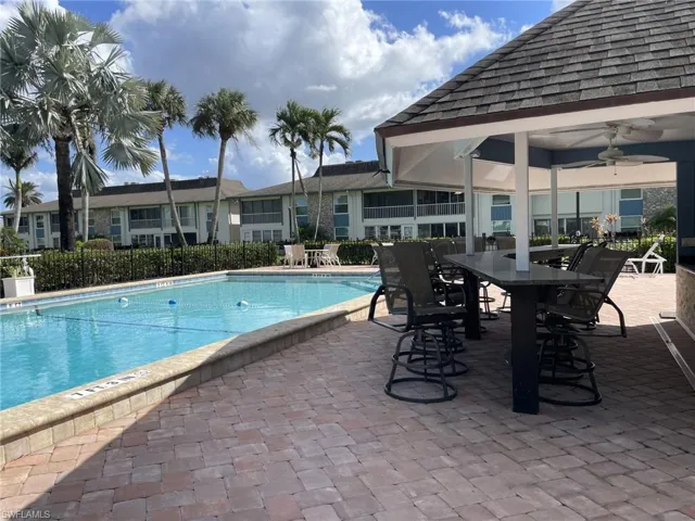 325  Charlemagne  BLVD, Naples, FL 34112