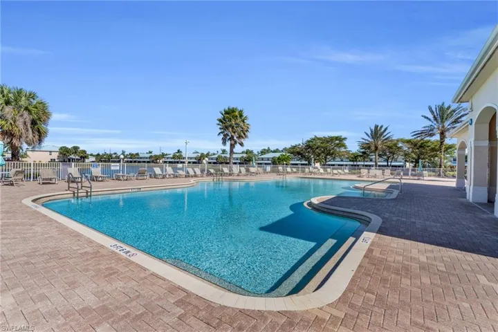 Heated Pool, Inground Spa (Hot Tub) Not Pictured.