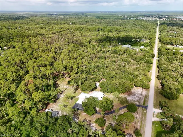 260 35th Ave Nw, Naples, Florida 34120