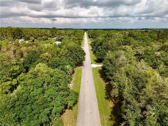 260 35th Ave Nw, Naples, Florida 34120