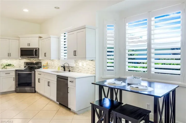Eat in kitchen nook