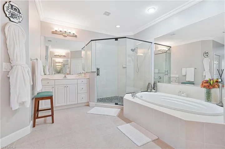 18900 Bay Woods Lake Dr 203, Fort Myers, Florida 33908