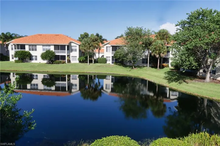 Georgeous water view condo