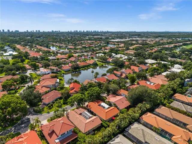 4830 Europa Dr, Naples, Florida 34105