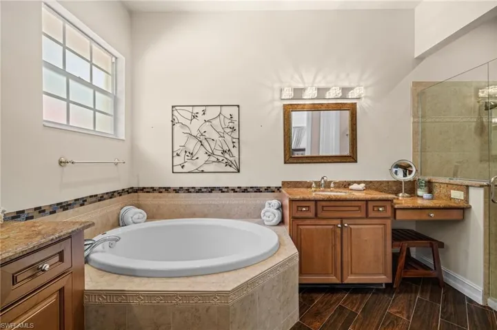 4830 Europa Dr, Naples, Florida 34105